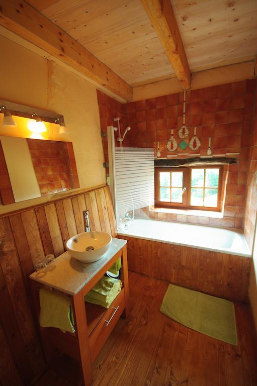 Les Grandes Fontaines Bed and Breakfast La Longine Δωμάτιο φωτογραφία